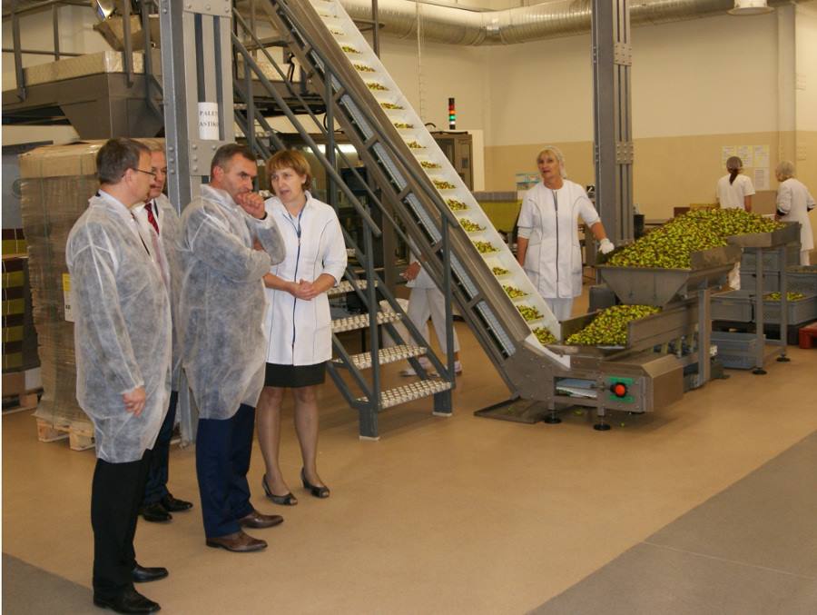 Fabryka cukierków ,,Pszczółka” planuje w Lublinie zatrudnić 450 osób 1 1184985_628850880469913_1201080843_n