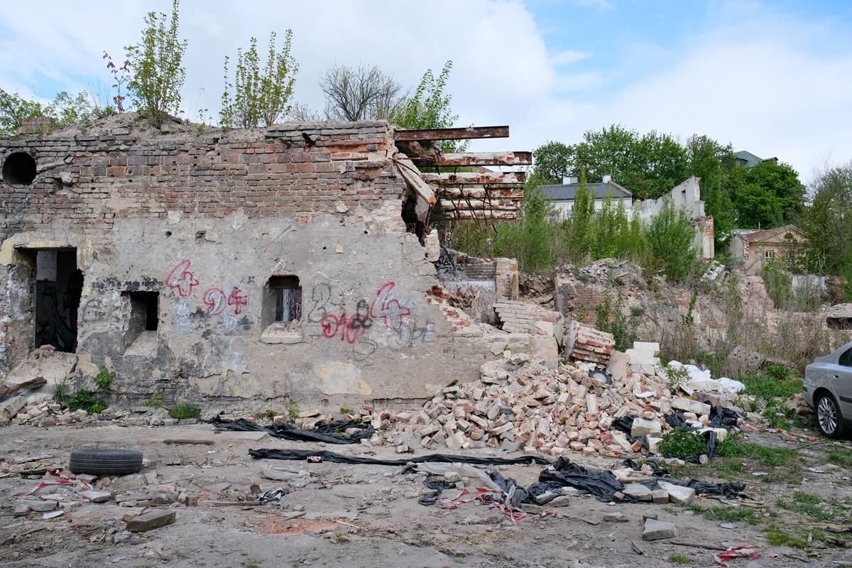 Ruiny dawnej łaźni Łabęckich przy ul. Farbiarskiej